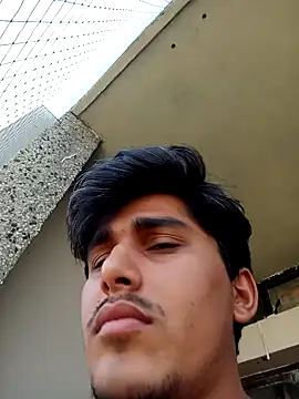 Snapshot of HarryChoudhary21 chatting on March 1, 2026, 10:50 am HarryChoudhary21 online show from March 1, 2026, 10:50 am