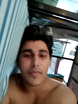 HarryChoudhary21 online show from May 12, 2026, 12:13 pm