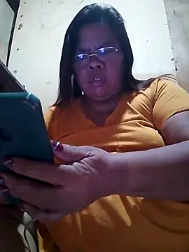 Huge mama69 online show from September 17, 2025, 9:38 pm