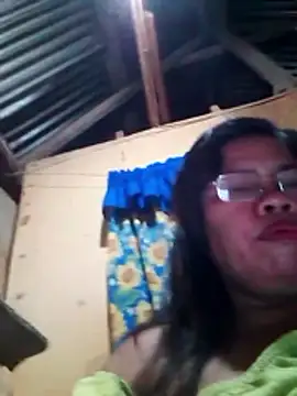 Huge mama69 online show from March 4, 2026, 4:02 pm