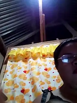 Huge mama69 online show from March 17, 2026, 6:33 pm