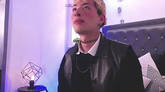 OzorioDany online show from September 18, 2025, 3:41 am