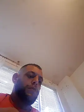 milenski74 online show from November 18, 2025, 9:58 am