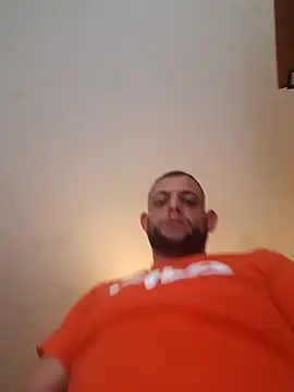 milenski74 online show from November 19, 2025, 8:14 am