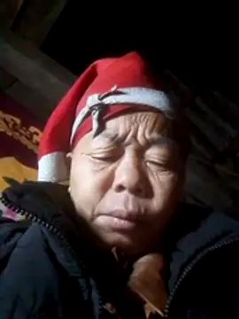 VangLe73 online show from November 30, 2025, 9:41 pm