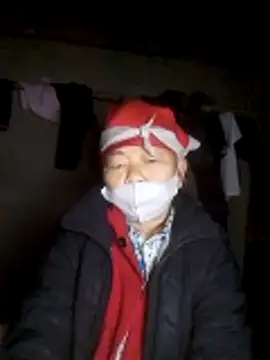 VangLe73 online show from January 5, 2026, 11:52 pm