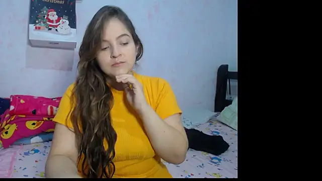 Pregnant Kloe online show from November 24, 2025, 6:40 pm