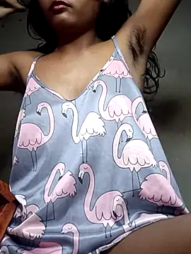 Mona Lucky online show from January 6, 2026, 7:50 pm