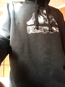 Snapshot of bhutimjongeni chatting on February 2, 2026, 6:01 am bhutimjongeni online show from February 2, 2026, 6:01 am