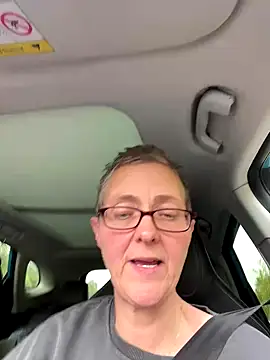 Curvy-Jinx online show from October 4, 2025, 1:31 pm