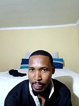 BellsStyles online show from November 11, 2025, 5:51 am