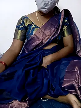 Snapshot of Cute_Renuka chatting on October 27, 2025, 4:33 pm Cute Renuka online show from October 27, 2025, 4:33 pm