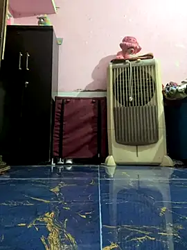 sakshi5533 online show from September 28, 2025, 5:07 pm