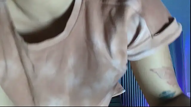 rachell owen online show from October 6, 2025, 3:26 am