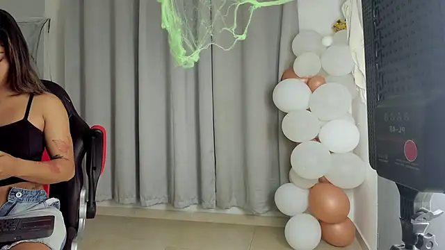 rachell owen online show from October 20, 2025, 10:59 am