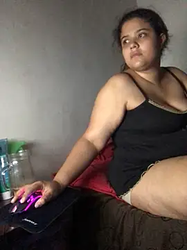 luisahot 9727 online show from October 19, 2025, 4:57 am