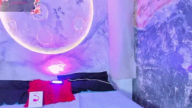 katierouge  online show from October 3, 2025, 3:36 am