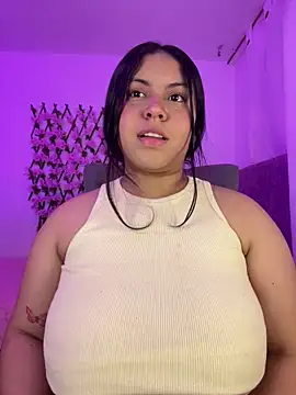 Dominic Schmit01 online show from September 23, 2025, 4:37 am