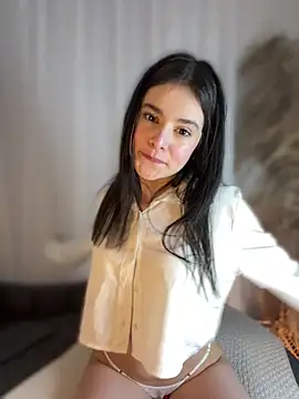 Sofi Leal online show from September 10, 2025, 11:54 am