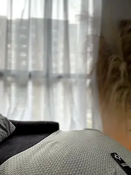 Sofi Leal online show from March 14, 2026, 12:32 pm