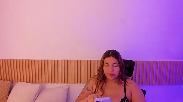 OliviaSweett online show from October 4, 2025, 7:23 pm