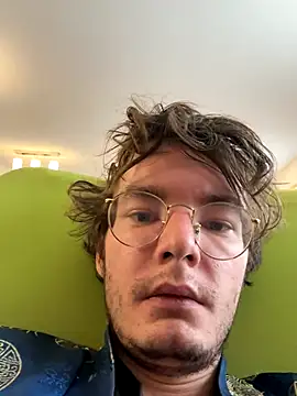 Hungboxer69 online show from November 15, 2025, 10:04 pm