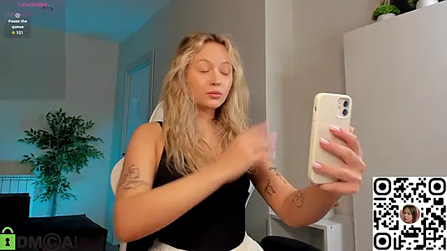 Margo-pvt online show from September 21, 2025, 12:12 am