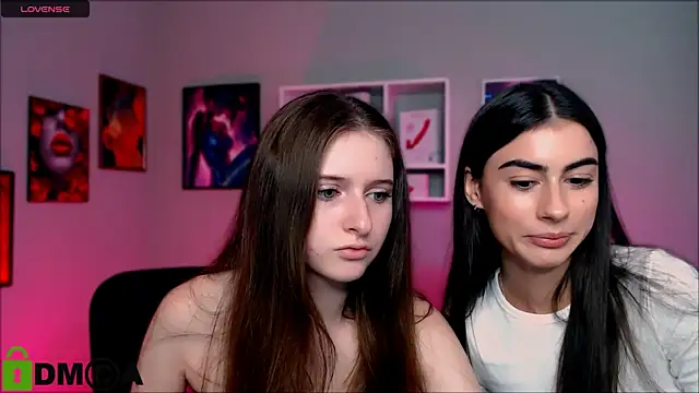 nekky mouse online show from September 17, 2025, 9:55 am