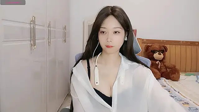 Xiaotantan-99 online show from September 24, 2025, 5:27 pm