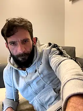 Michel huge online show from October 29, 2025, 6:09 pm