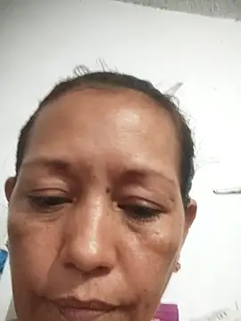 Snapshot of marinita13 chatting on October 11, 2025, 1:49 am marinita13 online show from October 11, 2025, 1:49 am