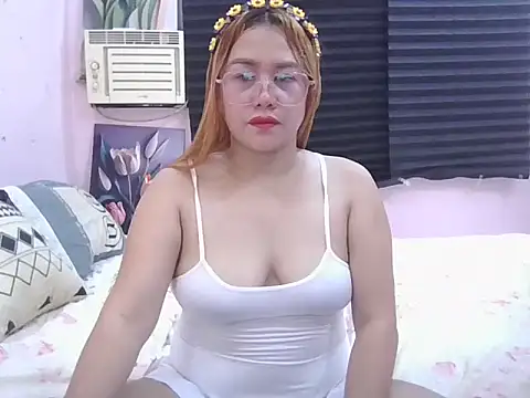 WildPussy4uxx online show from January 11, 2026, 3:55 am