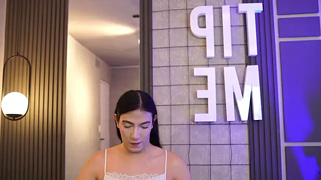 Ariaa Isabell online show from March 16, 2026, 6:34 pm