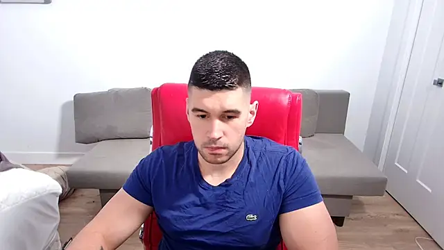 Sand0w online show from September 29, 2025, 6:13 pm