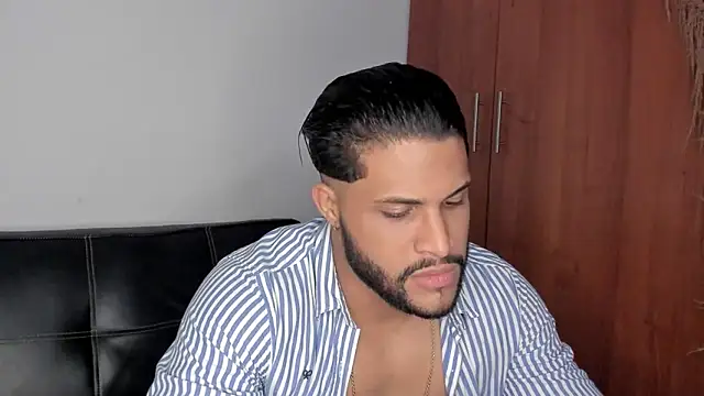 Pier Simons online show from November 16, 2025, 7:47 am