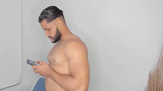 Snapshot of Pier_Simons chatting on February 27, 2026, 7:52 am Pier Simons online show from February 27, 2026, 7:52 am