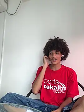 Max Rain online show from September 19, 2025, 4:40 pm