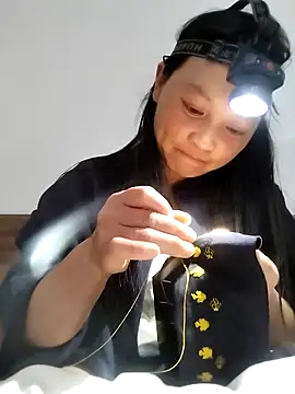 Tiyir597 online show from March 18, 2026, 2:09 pm