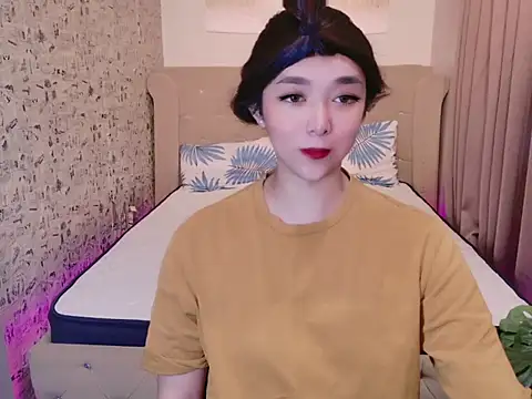 Ts-yoshi online show from November 18, 2025, 10:41 am