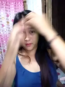 pretty me092121 online show from April 13, 2026, 3:39 pm