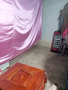 candy sexxy01 online show from January 14, 2026, 12:27 am