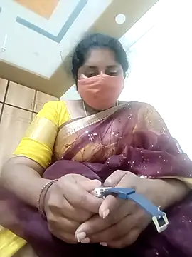 Jessi 25 online show from November 20, 2025, 6:18 pm