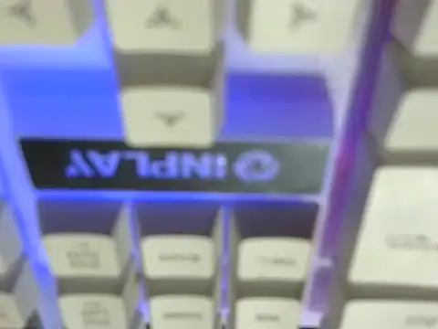 BiniBininggen online show from December 1, 2025, 4:39 am