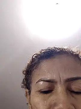 Merybeks online show from November 17, 2025, 10:43 am