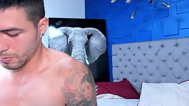 andres-clark92 online show from September 13, 2025, 5:35 pm