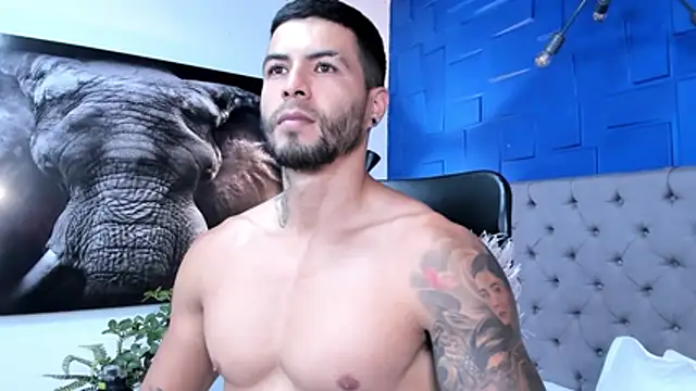 andres-clark92 online show from December 1, 2025, 5:40 pm