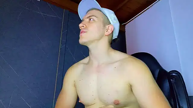 ALANNFERRER online show from February 12, 2026, 10:10 am