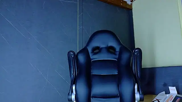 ALANNFERRER online show from March 28, 2026, 10:26 am