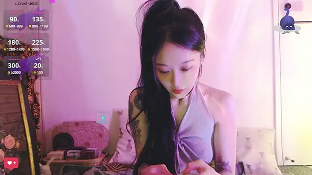 Etherealcat33 online show from October 22, 2025, 2:28 pm