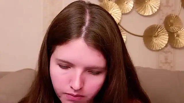 Gaby Essen online show from September 12, 2025, 8:42 pm